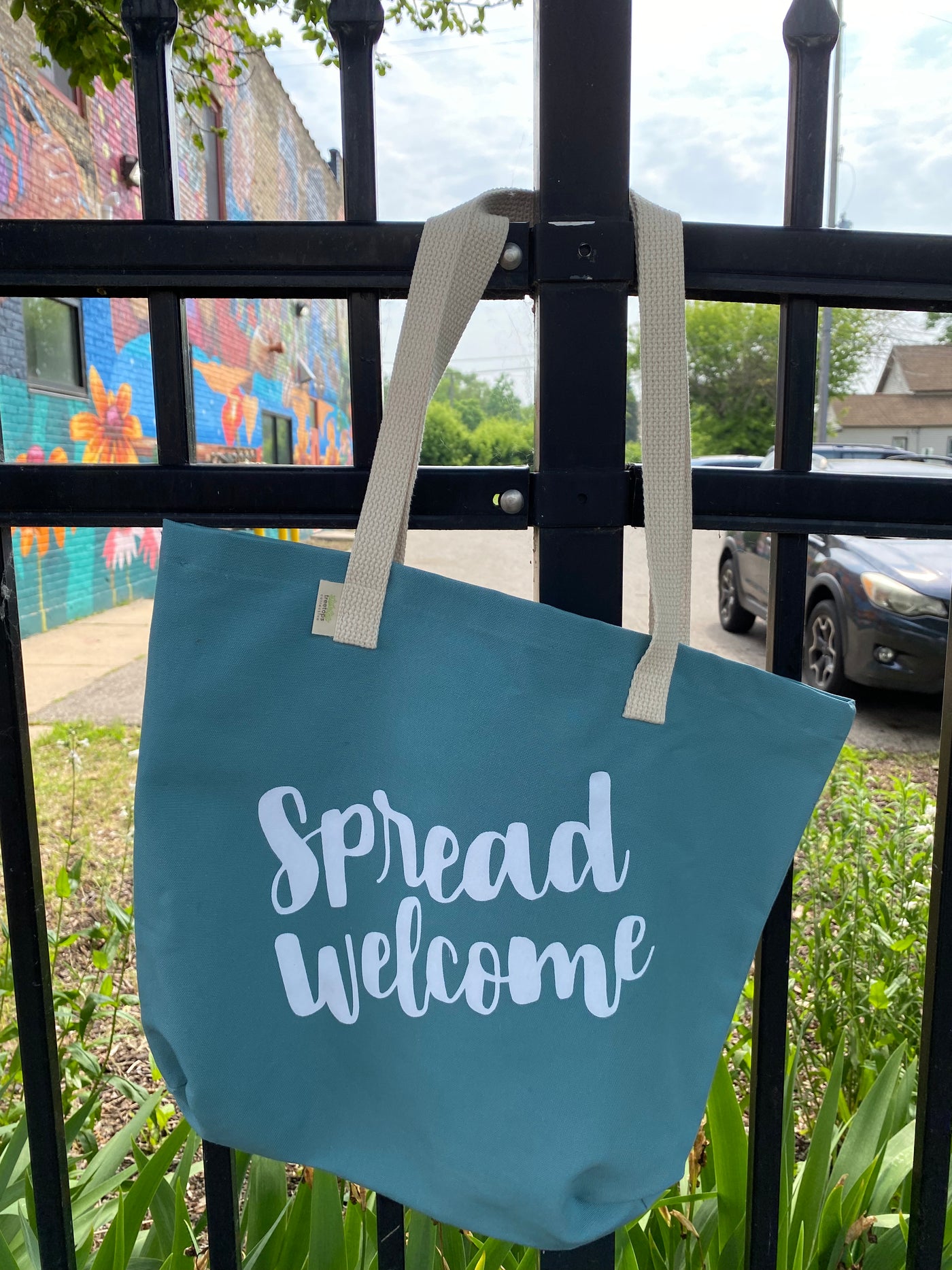 Handmade Spread Welcome Tote (single color)