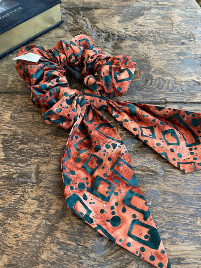 ✨ Handmade Bow Scrunchies – A Celebration of Culture in colors.