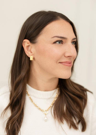 Wide Hammered Huggies | Gold